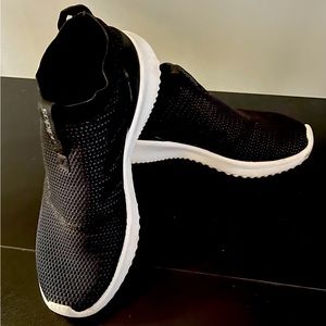 Adidas sock sneakers with cloud foam womens sz: 8